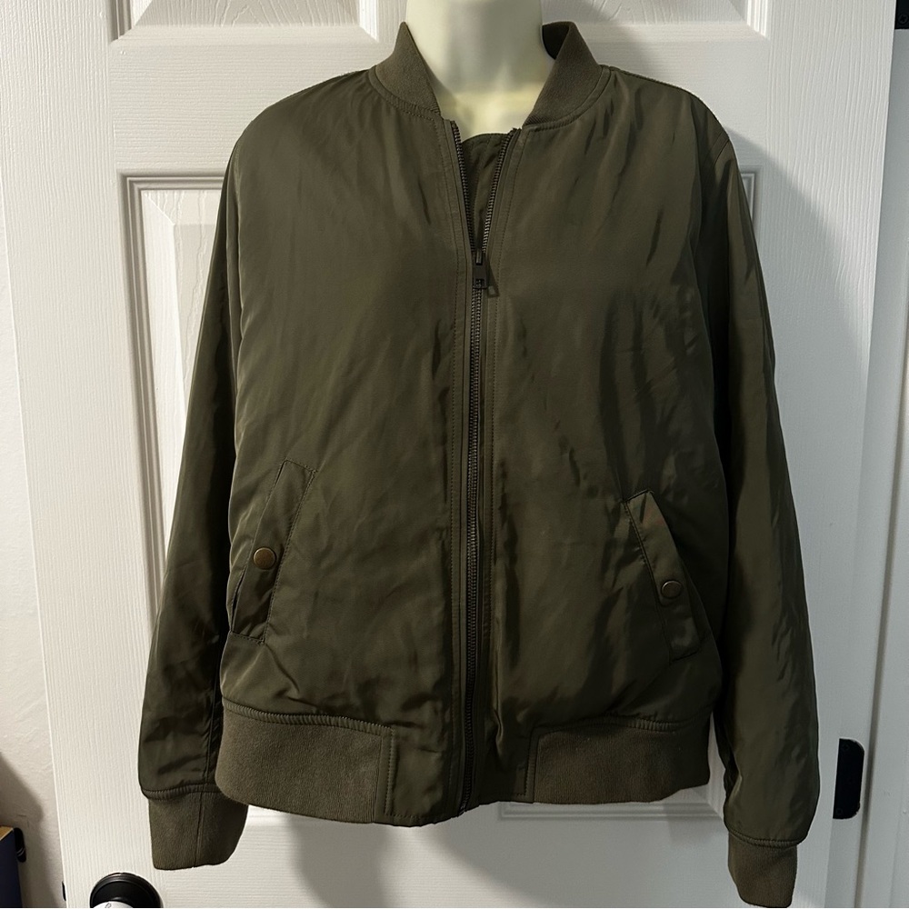 Green Who What Wear bomber jacket size large